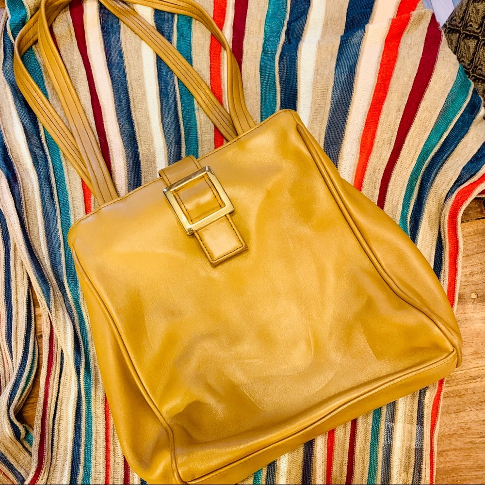 ⭐️ JACQUELINE FERRAR Brown Leather Purse - Picture 1 of 6